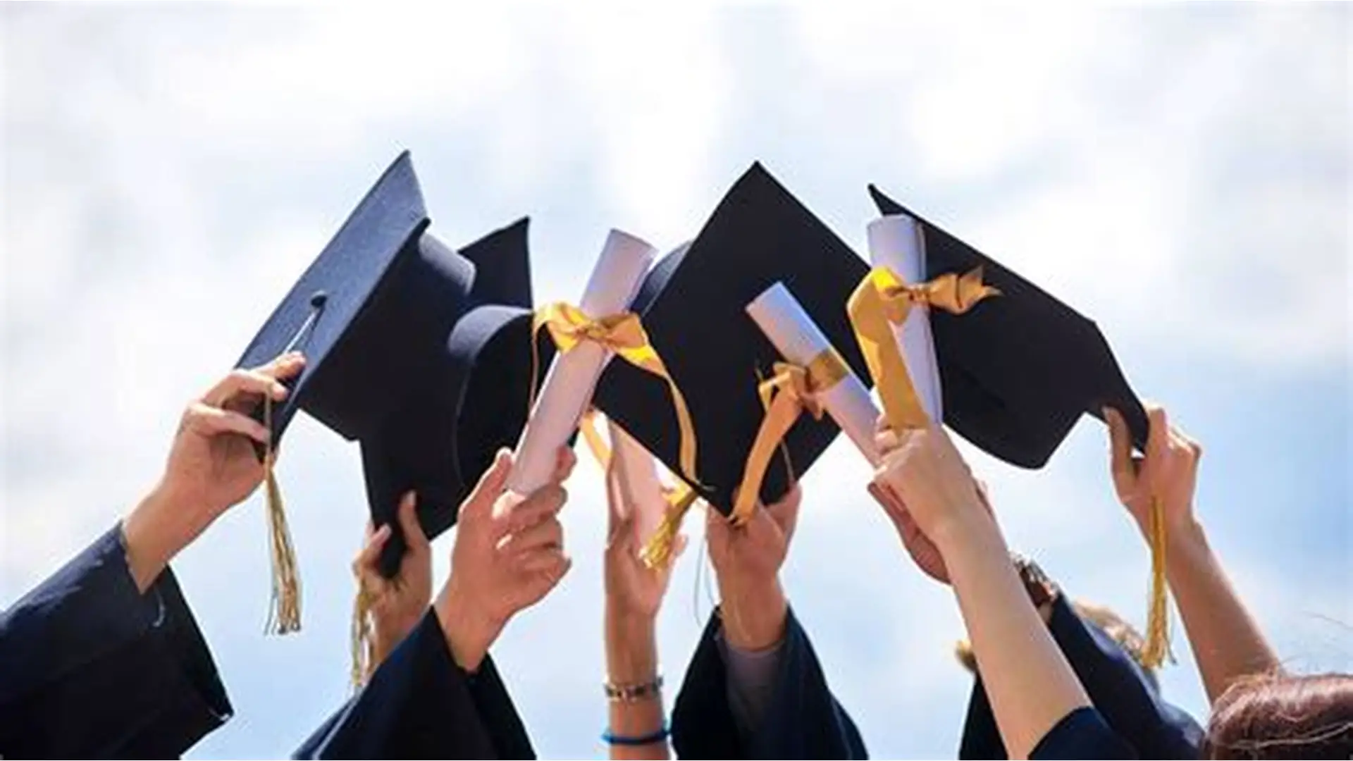 Perbedaan Cumlaude, Magna Cumlaude, dan Summa Cumlaude